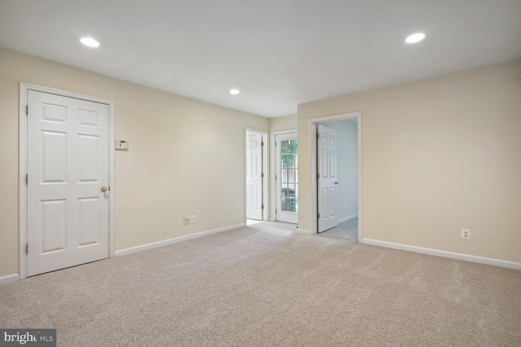6323 DUNN COURT