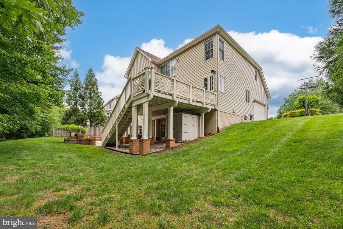 4872 AUTUMN GLORY WAY