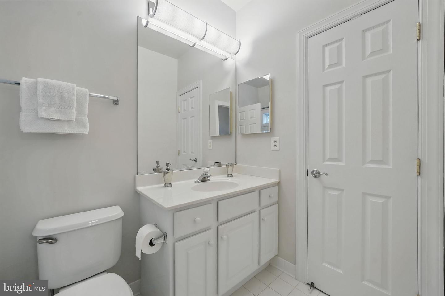 2108 Tysons Executive Ct