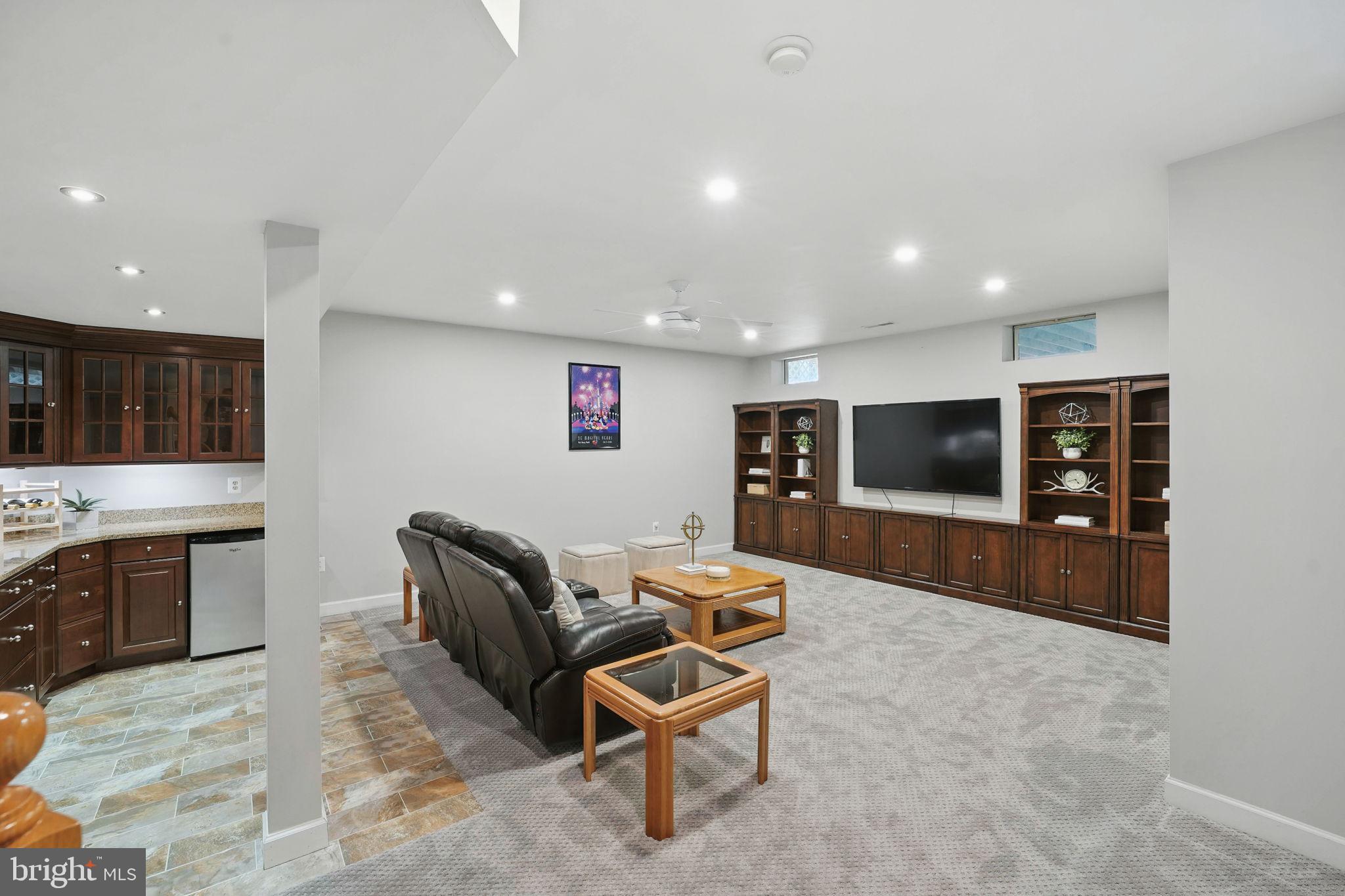 2108 Tysons Executive Ct