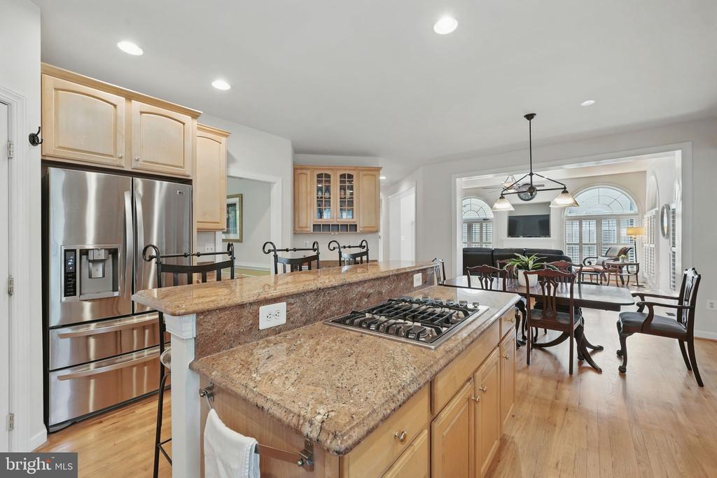 2108 Tysons Executive Ct