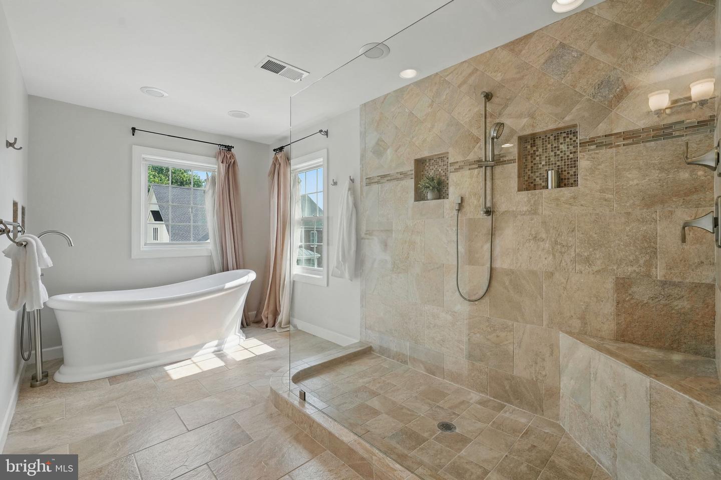 2108 Tysons Executive Ct