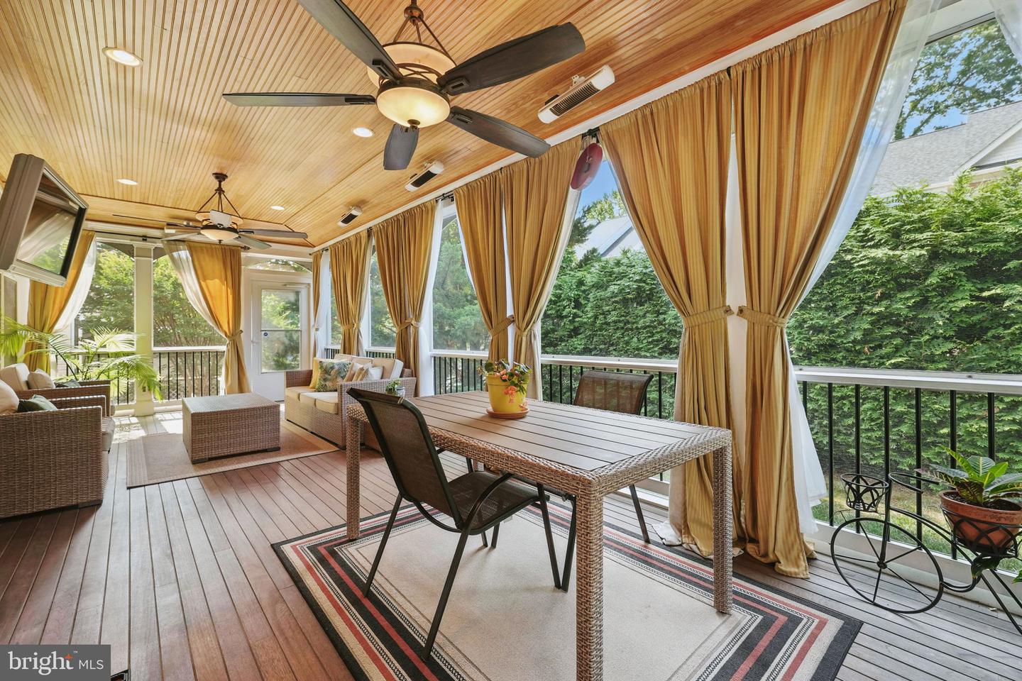 2108 Tysons Executive Ct