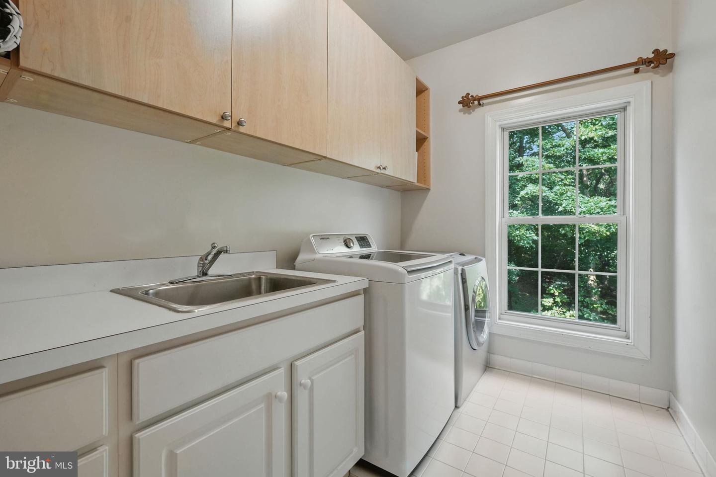 2108 Tysons Executive Ct