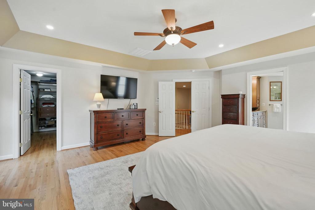 2108 Tysons Executive Ct