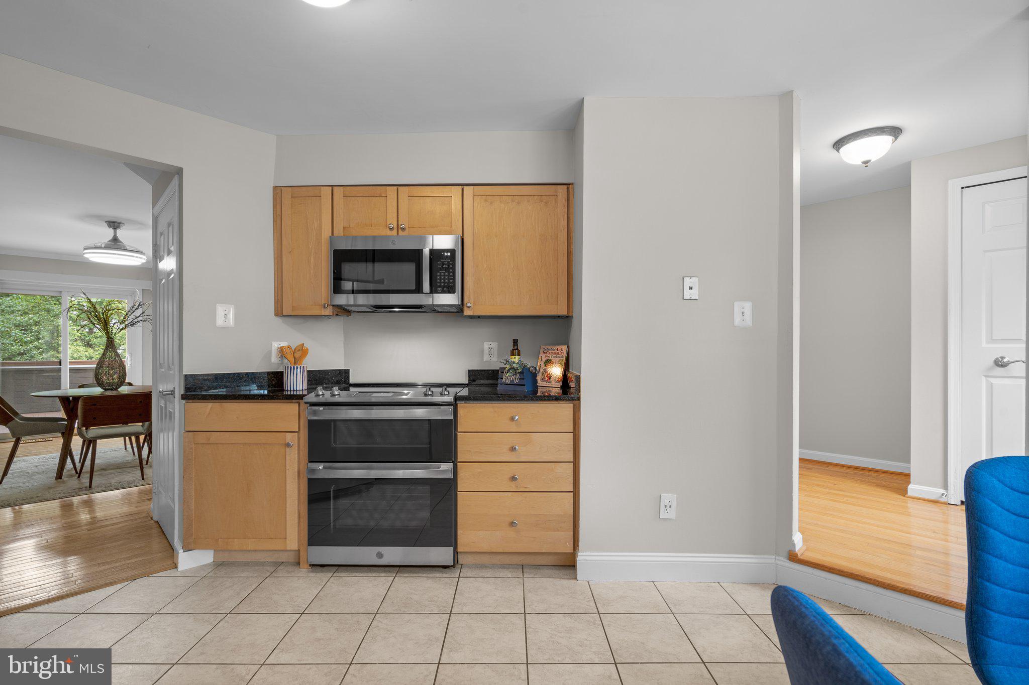 9077 Giltinan Ct
