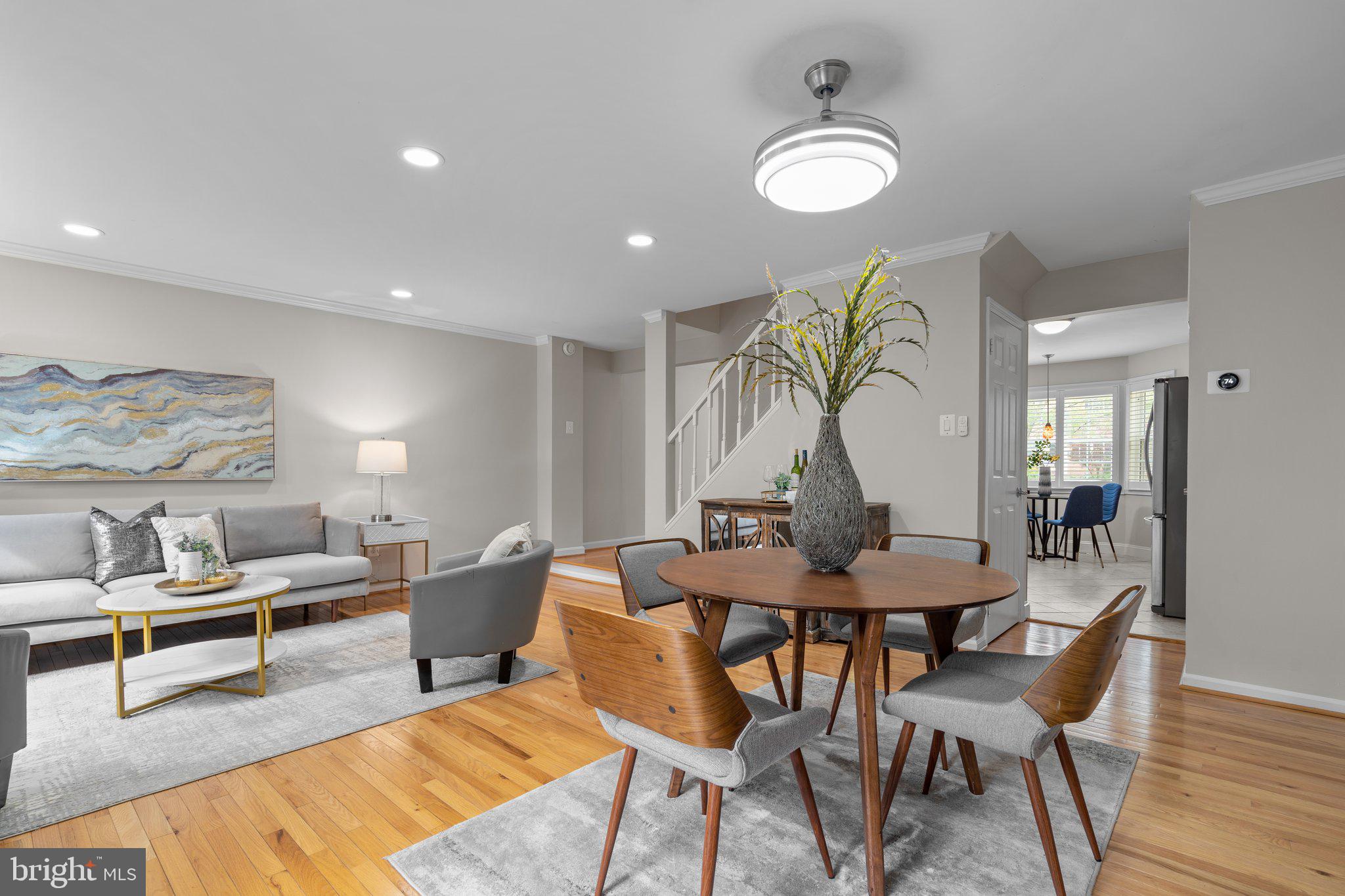 9077 Giltinan Ct
