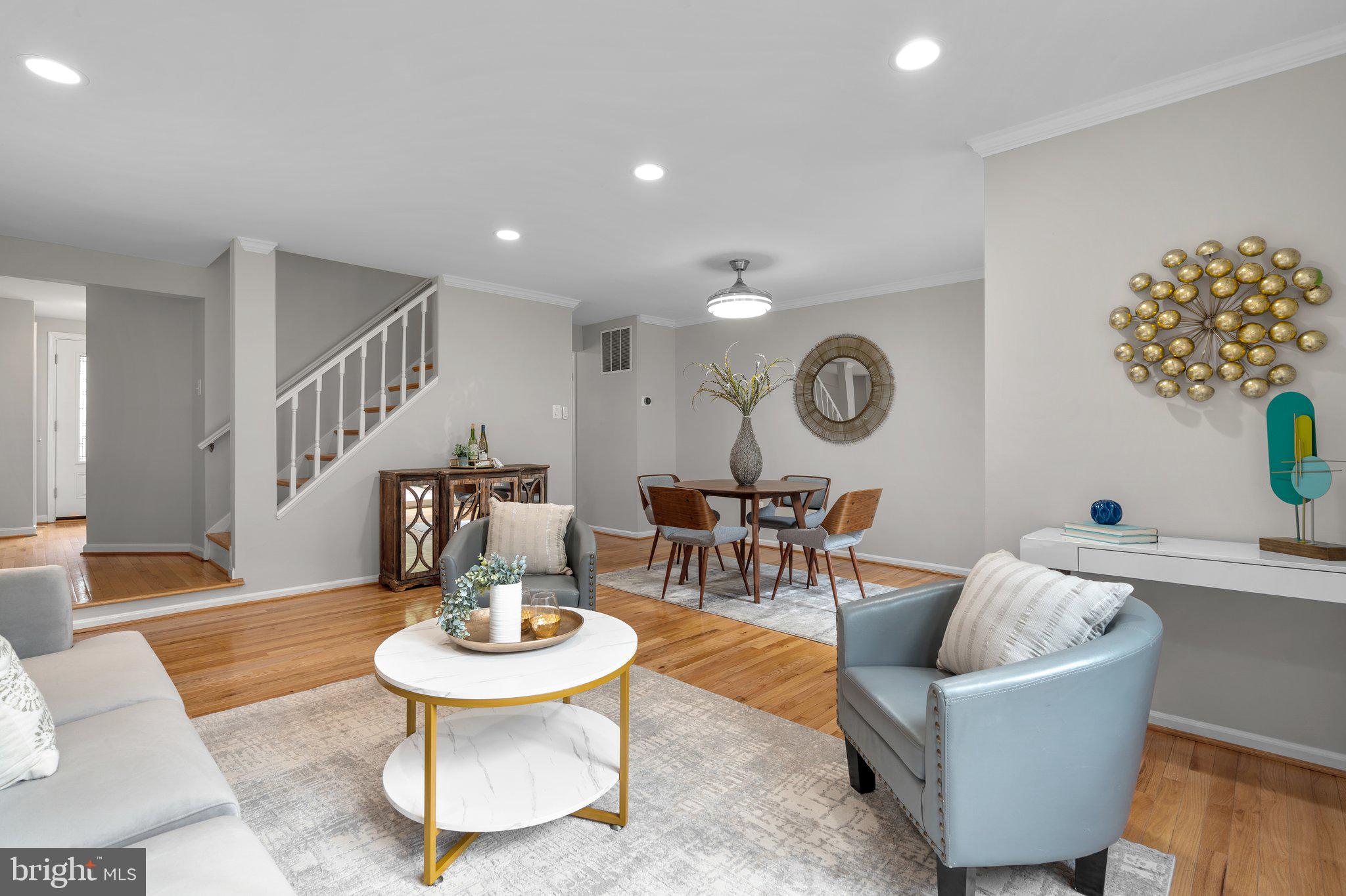 9077 Giltinan Ct