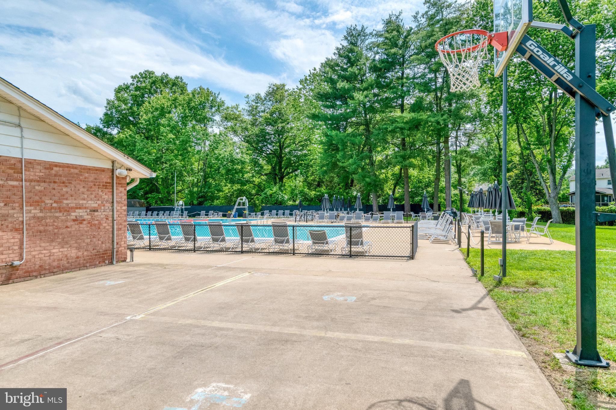 5901 WIVENHOE COURT