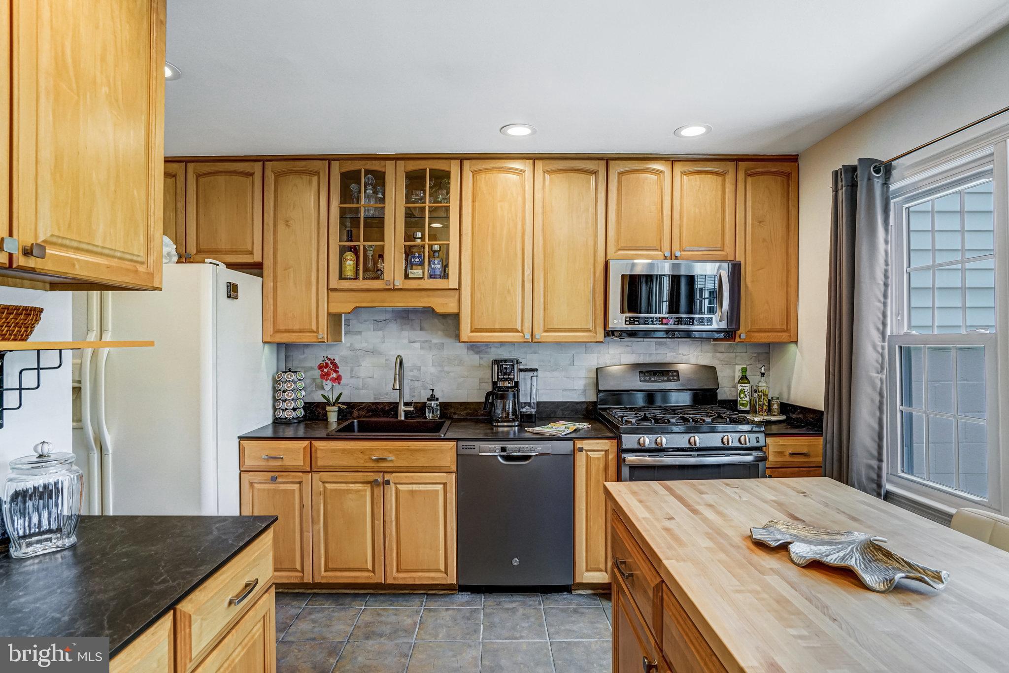 5901 WIVENHOE COURT