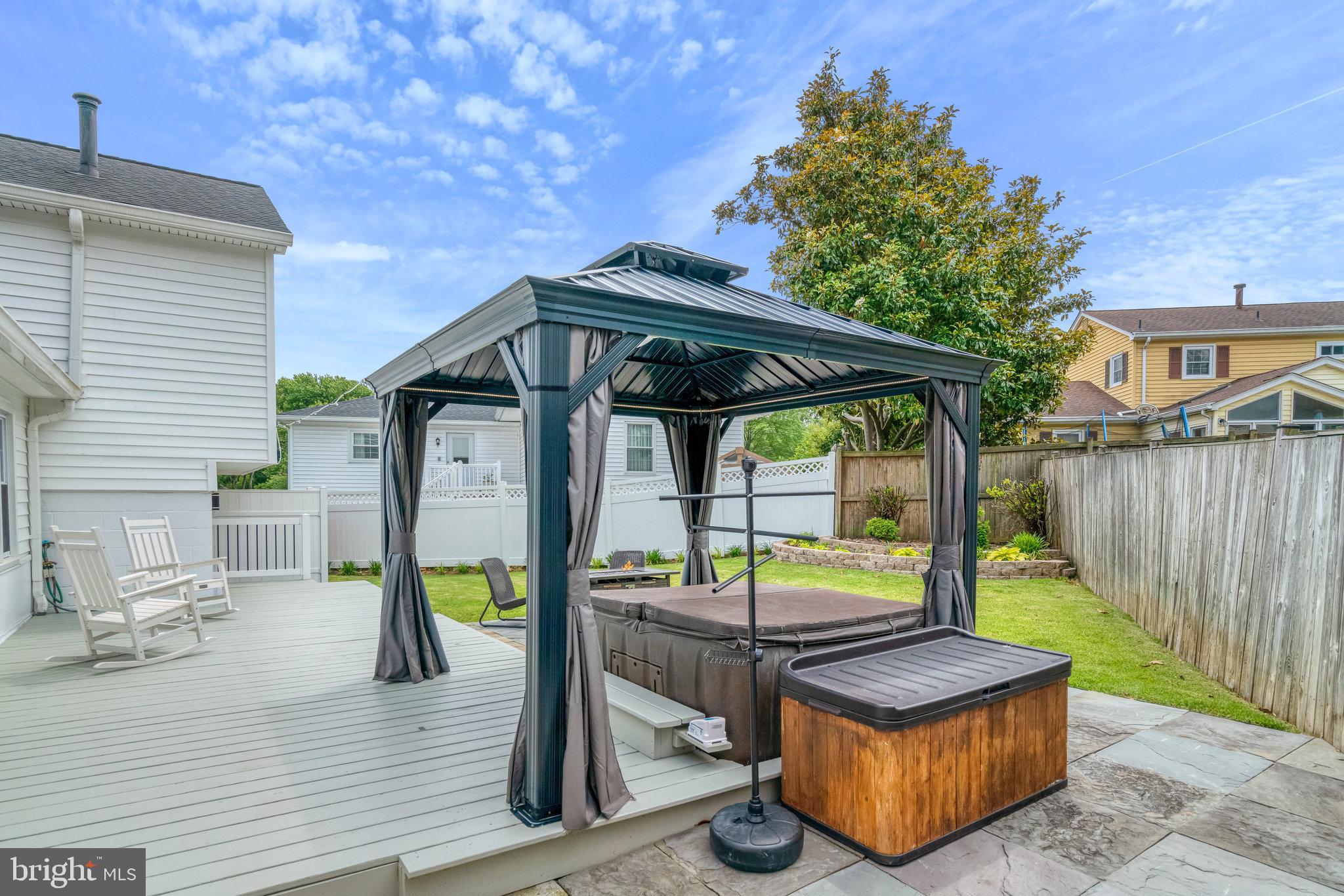 5901 WIVENHOE COURT