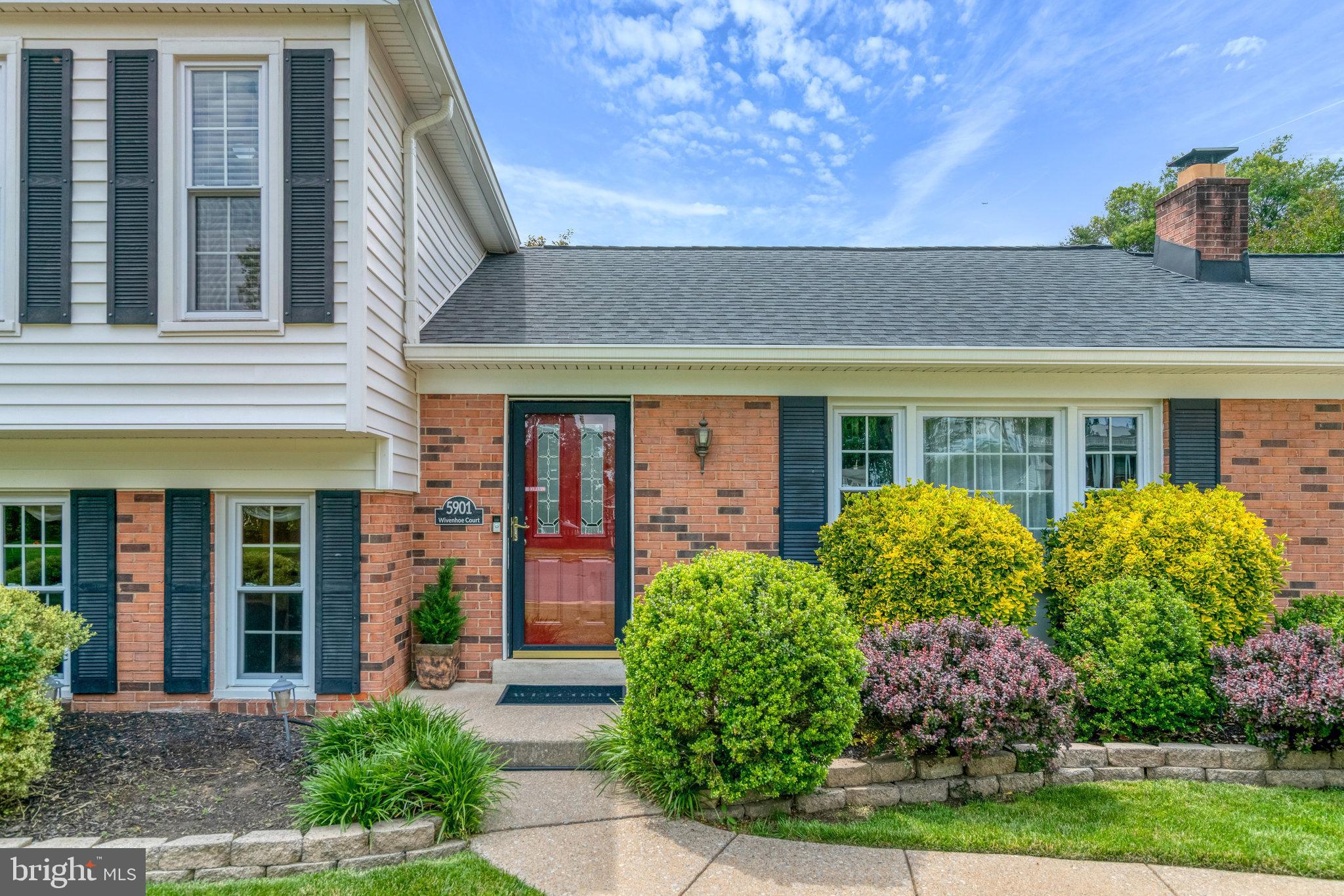 5901 WIVENHOE COURT