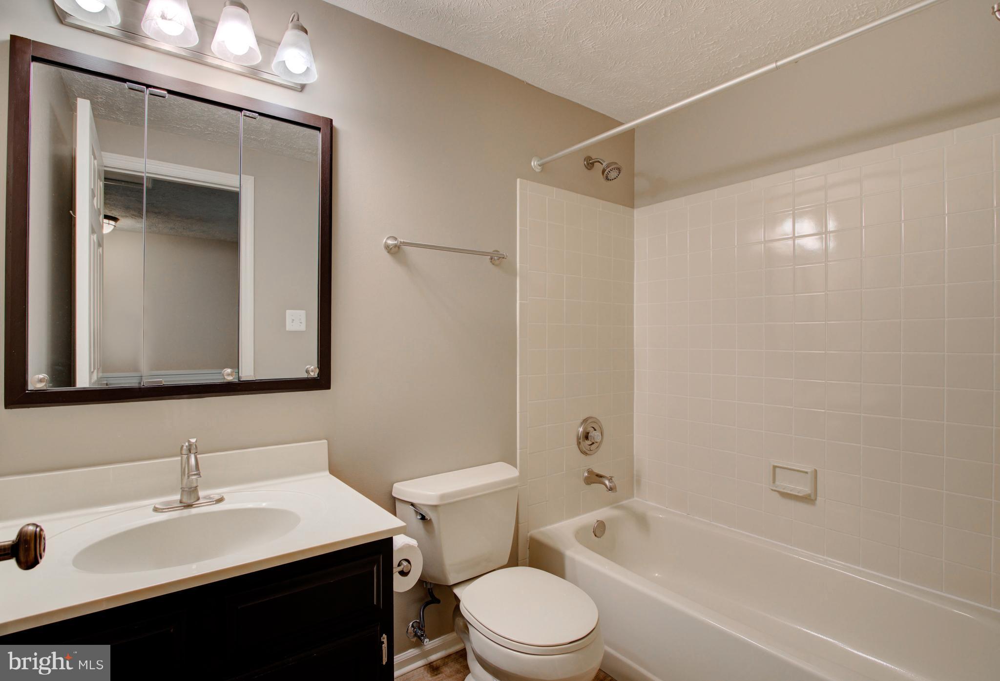 1506 AUTUMN RIDGE CIR