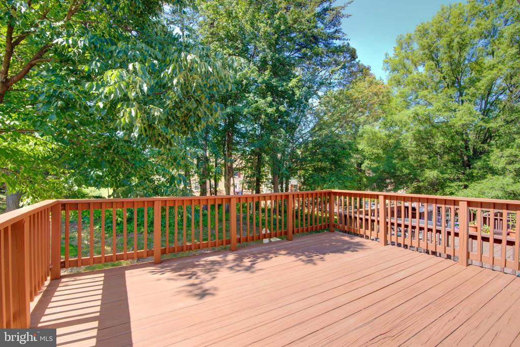 1506 AUTUMN RIDGE CIR