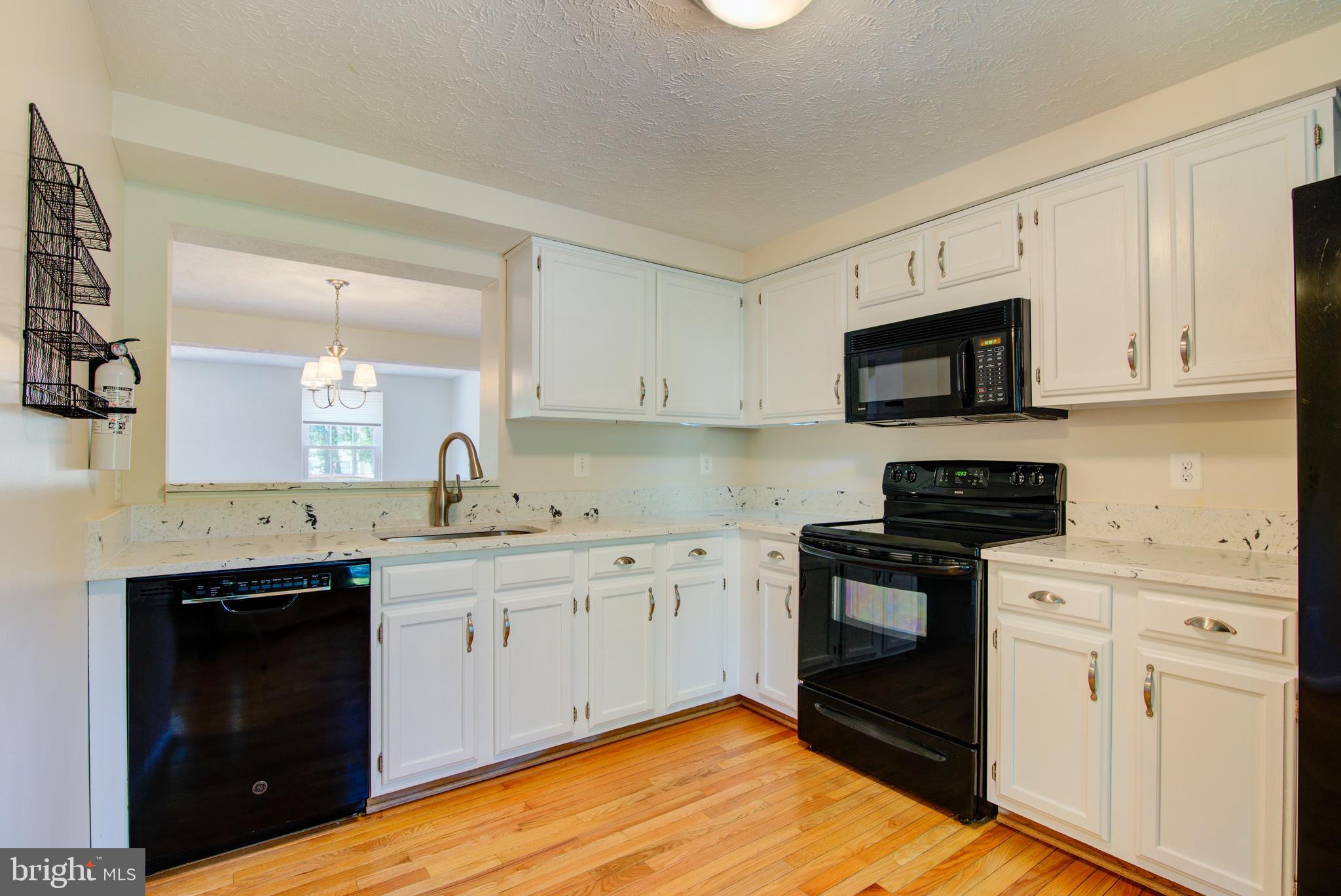 1506 AUTUMN RIDGE CIR