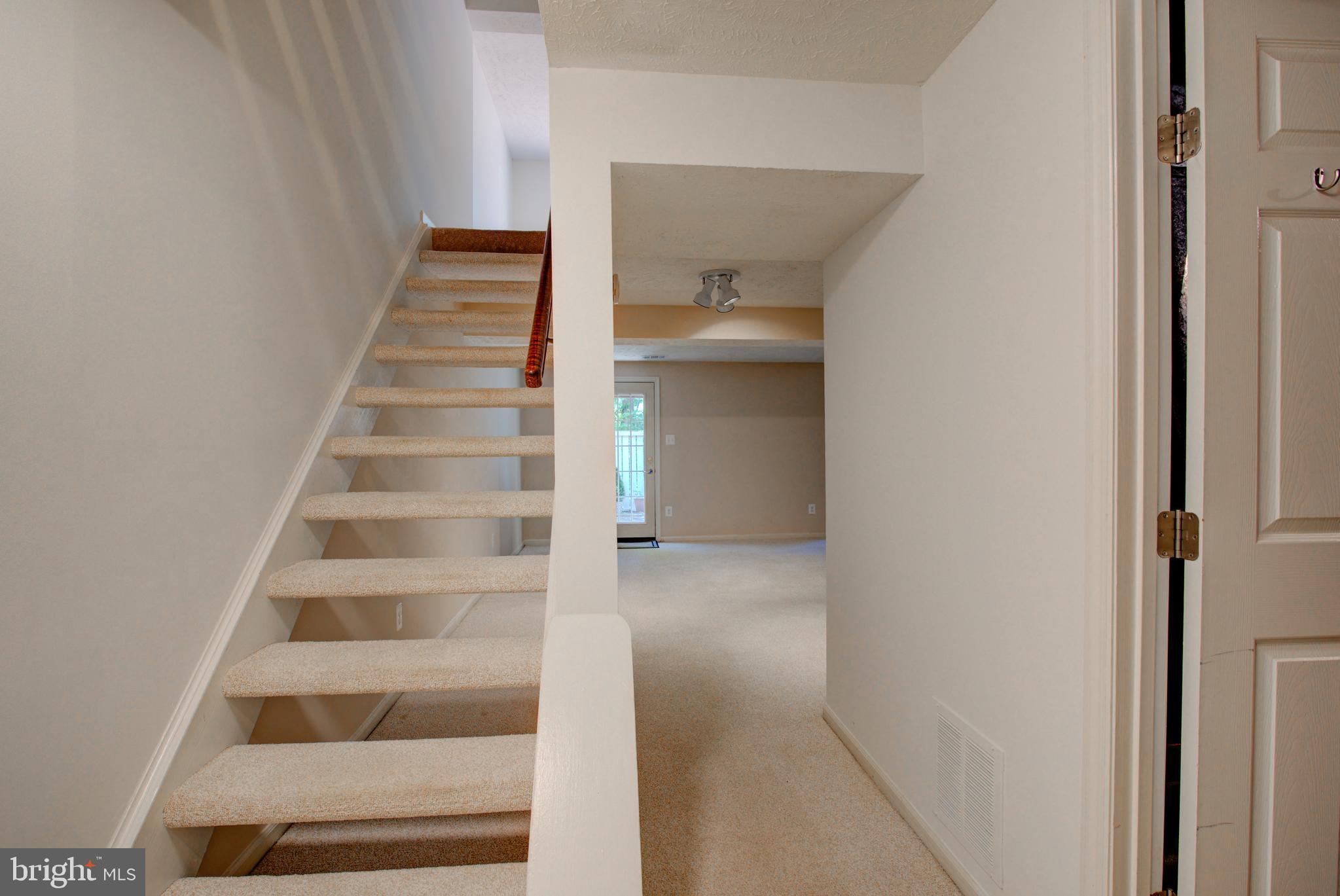 1506 AUTUMN RIDGE CIR
