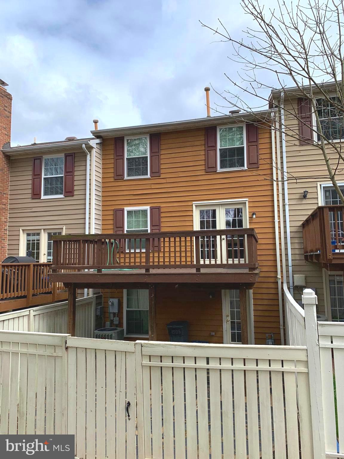 1506 AUTUMN RIDGE CIR