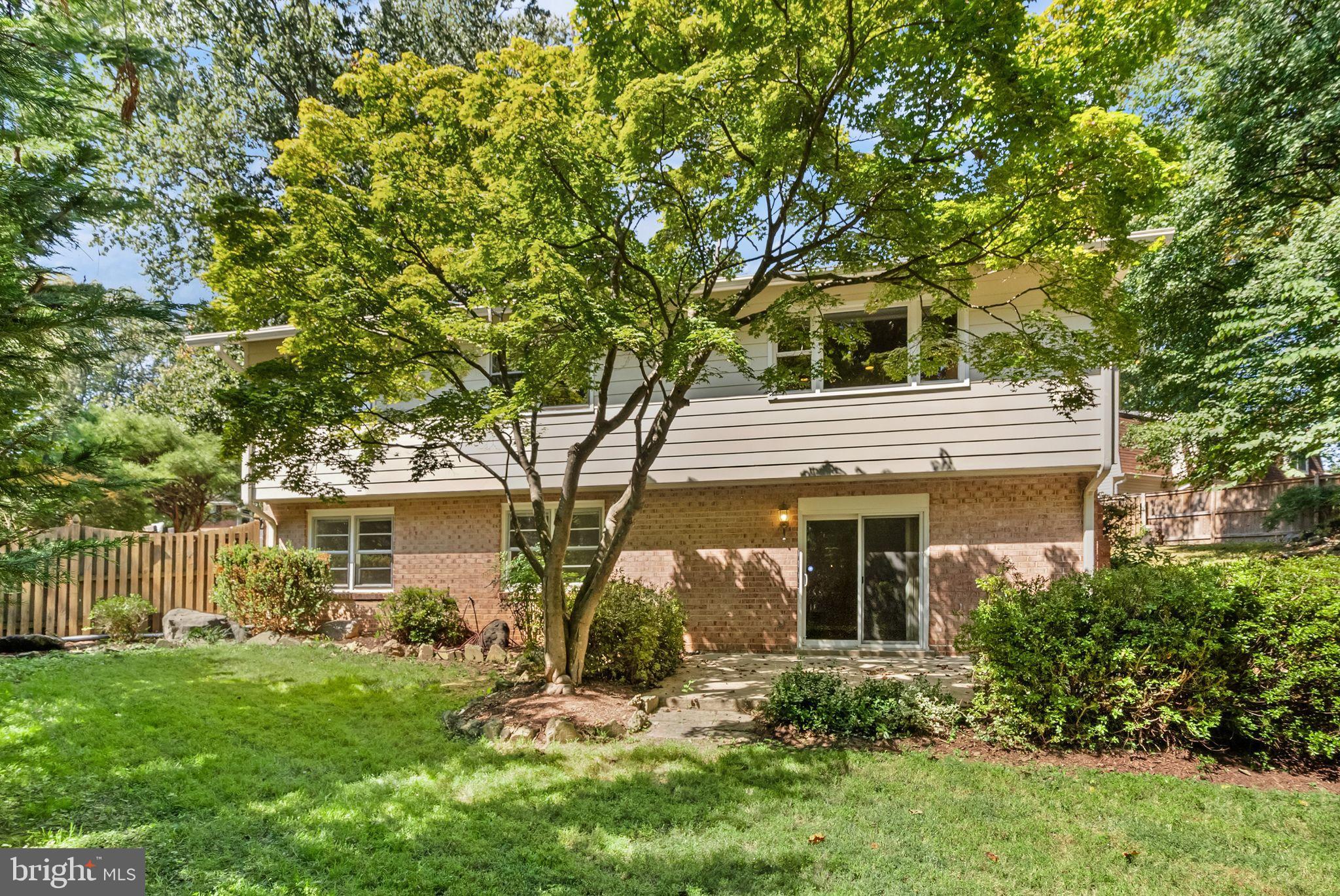 4745 FARNDON COURT