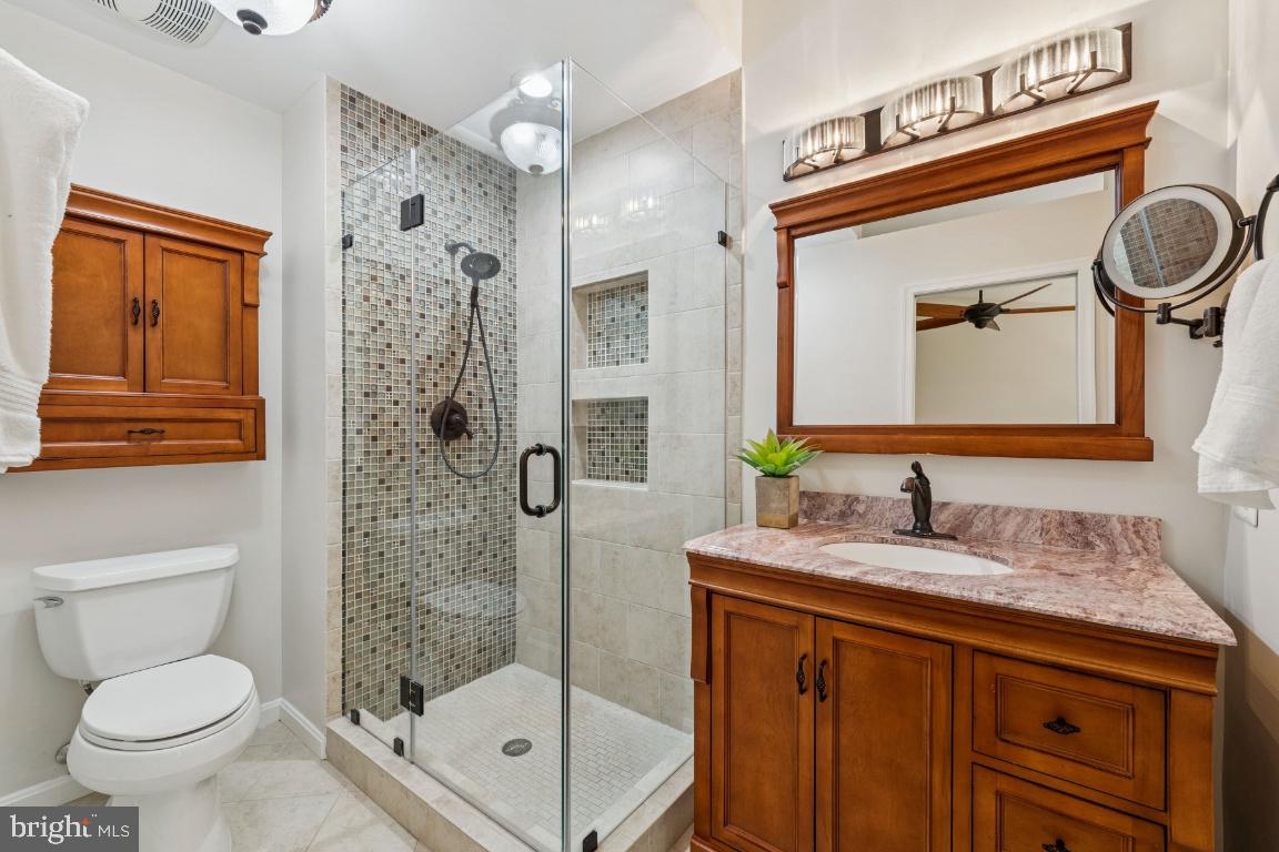 4231 Sleepy Lake Dr