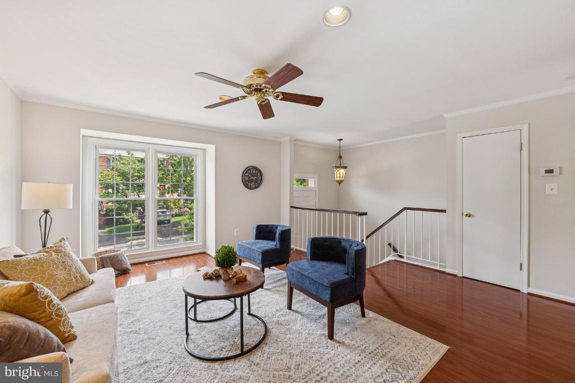 4231 Sleepy Lake Dr