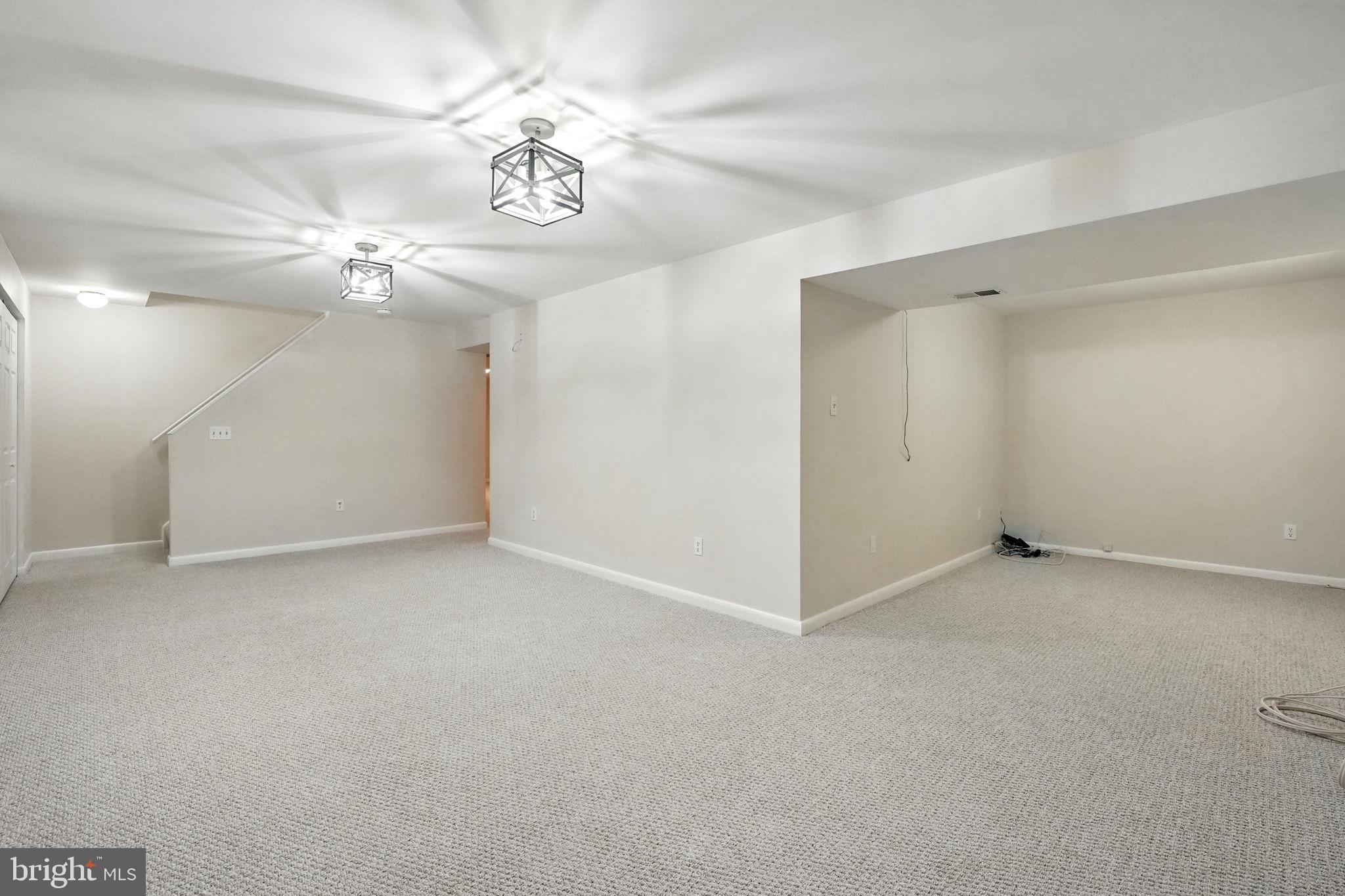 2240 Halter Ln