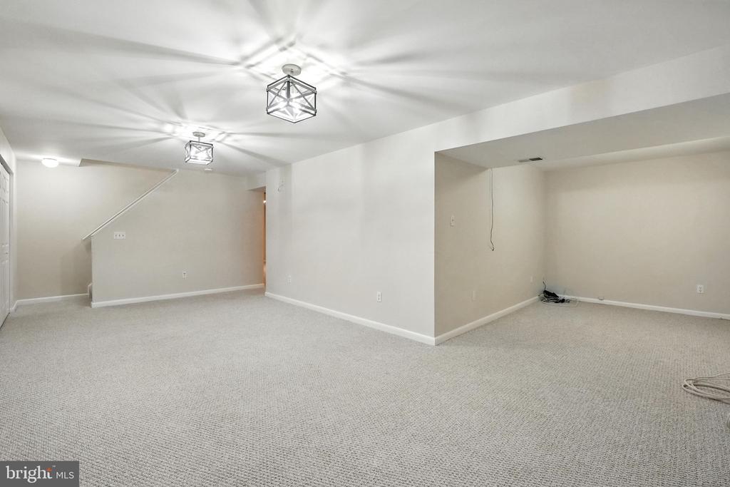 2240 Halter Ln