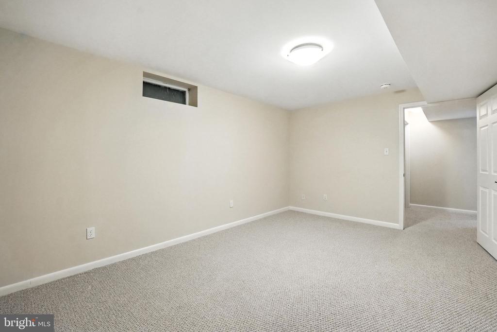 2240 Halter Ln