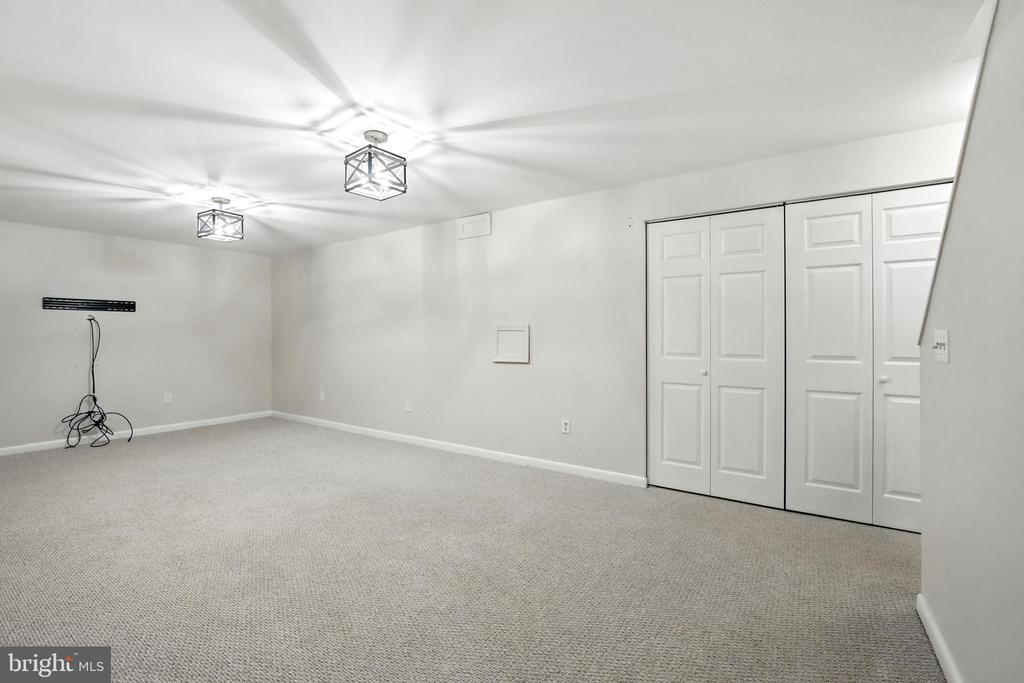 2240 Halter Ln