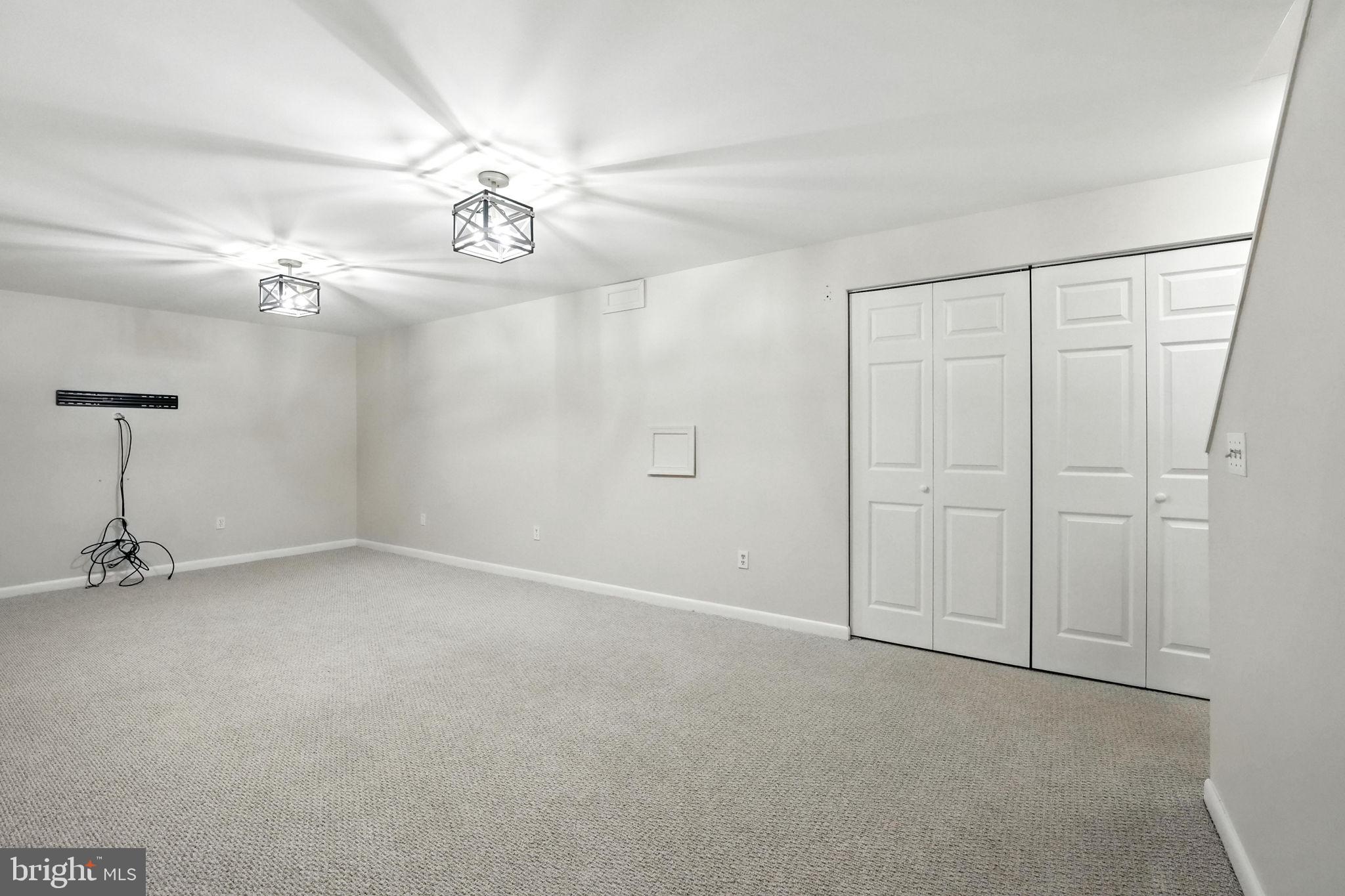 2240 Halter Ln