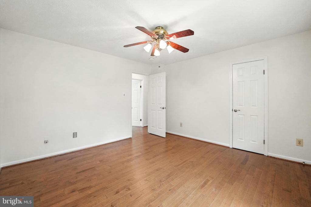 2240 Halter Ln