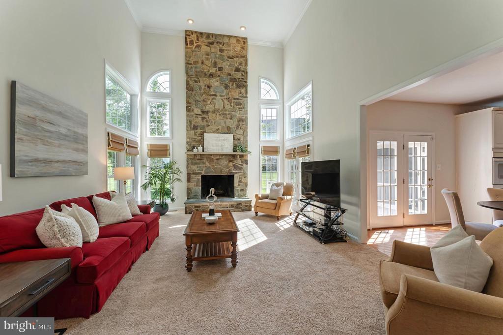 12691 Fox Woods Dr