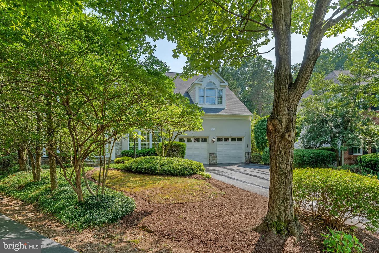 12691 Fox Woods Dr