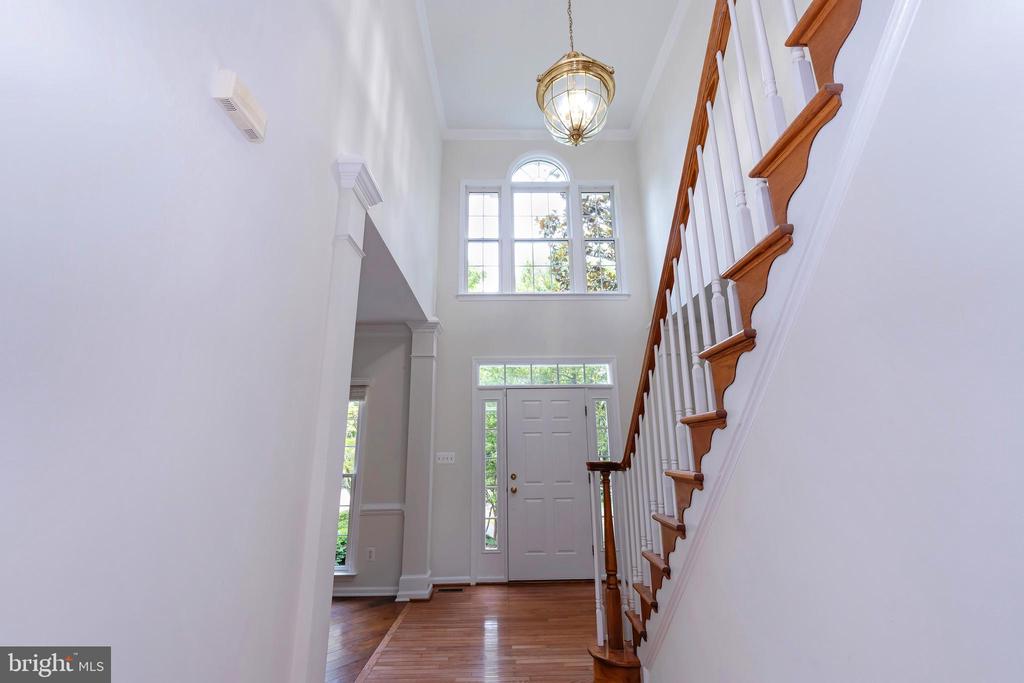 12691 Fox Woods Dr