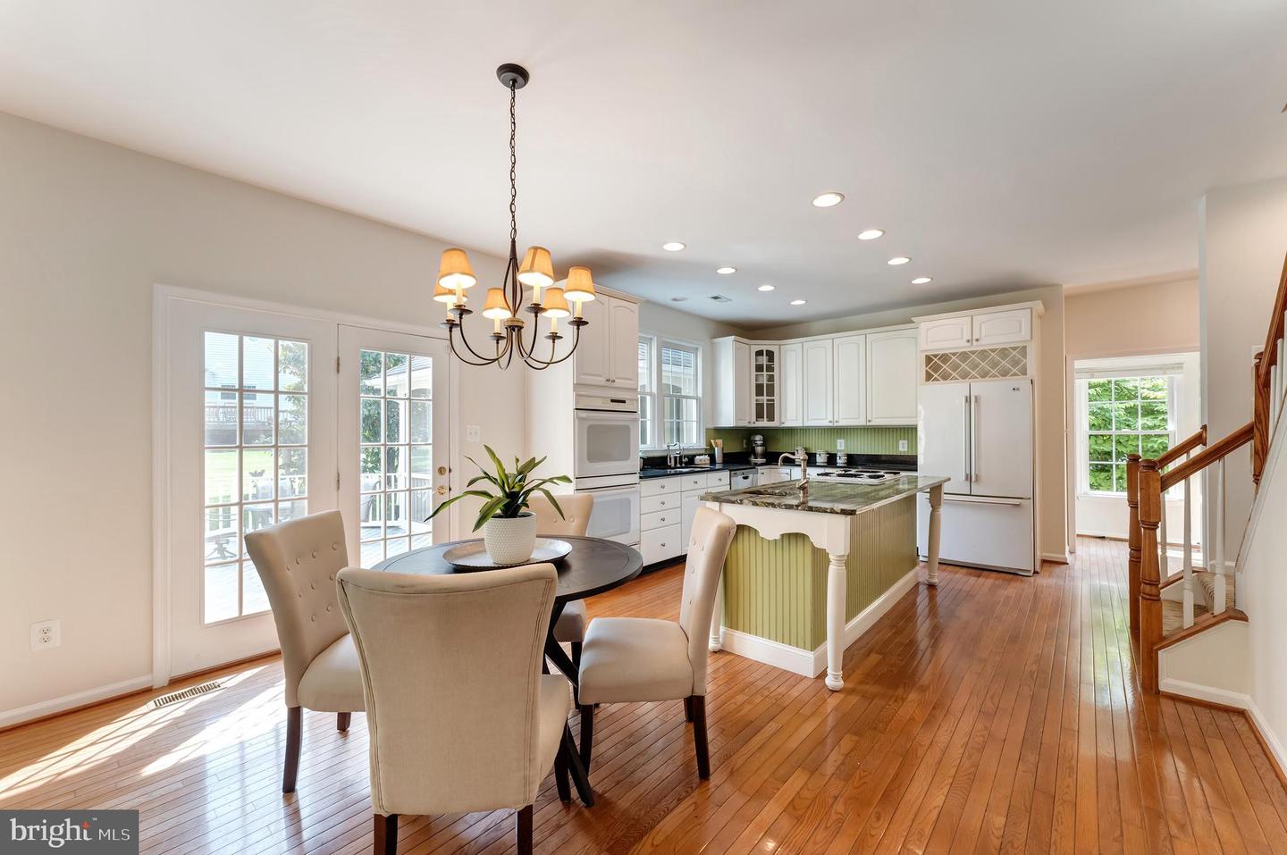 12691 Fox Woods Dr