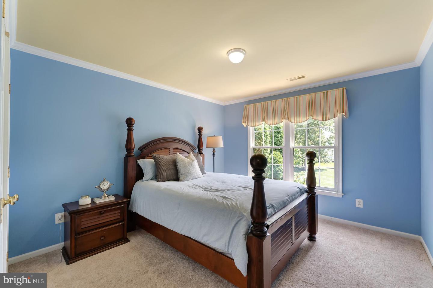 12691 Fox Woods Dr