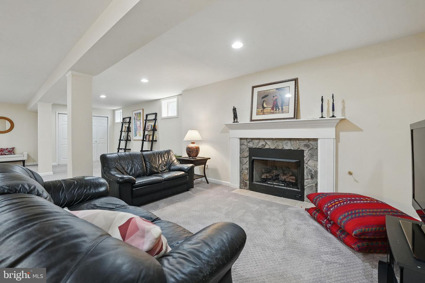 12704 Autumn Crest Dr