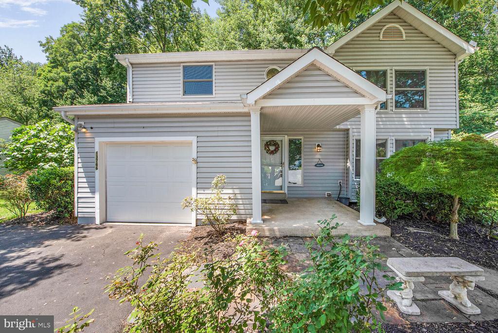 13766 Cabells Mill Dr