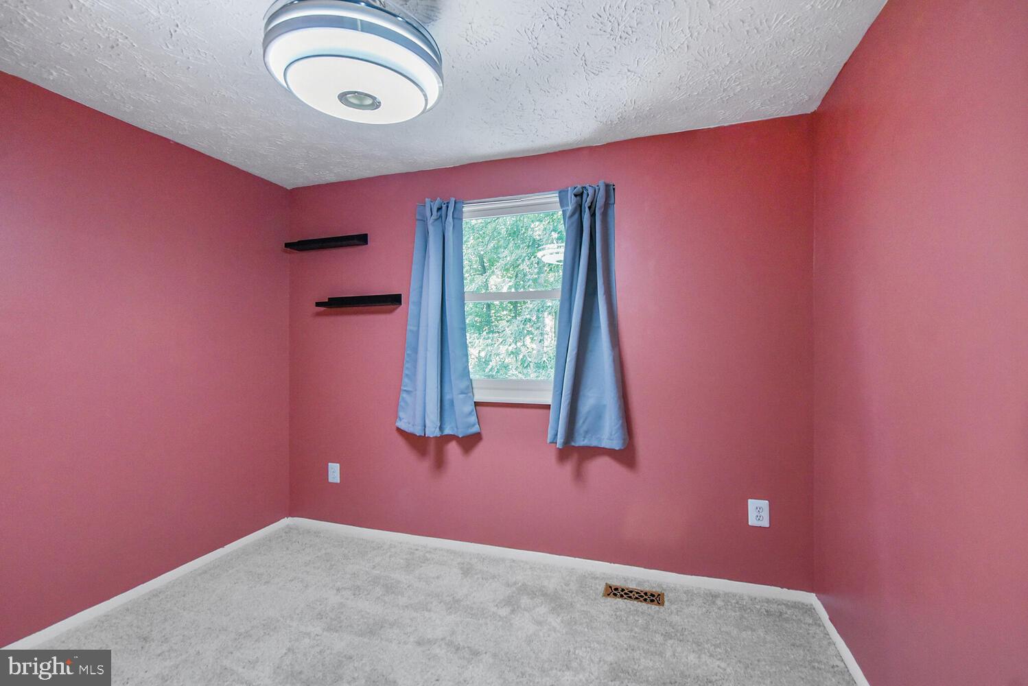 13766 Cabells Mill Dr