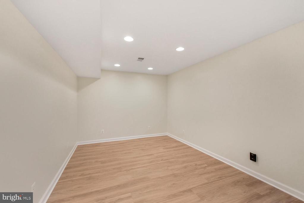 13766 Cabells Mill Dr