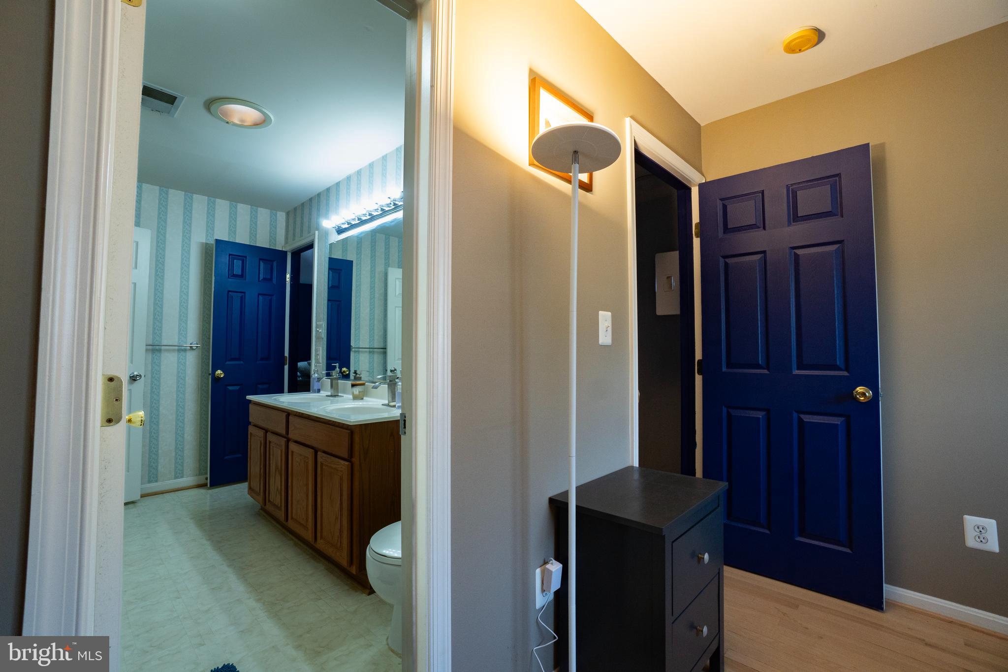 8538 TOWNE MANOR COURT