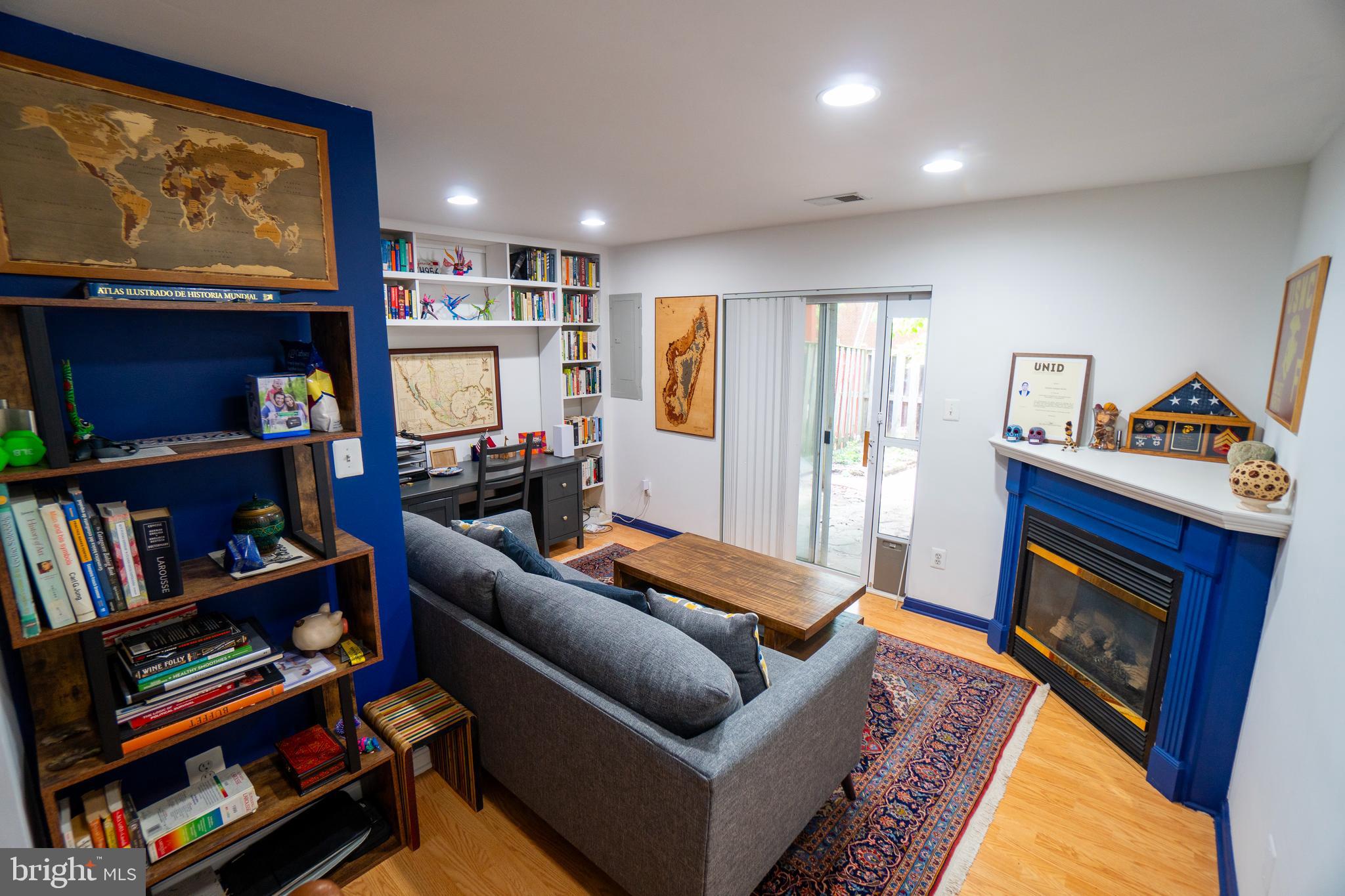 8538 TOWNE MANOR COURT