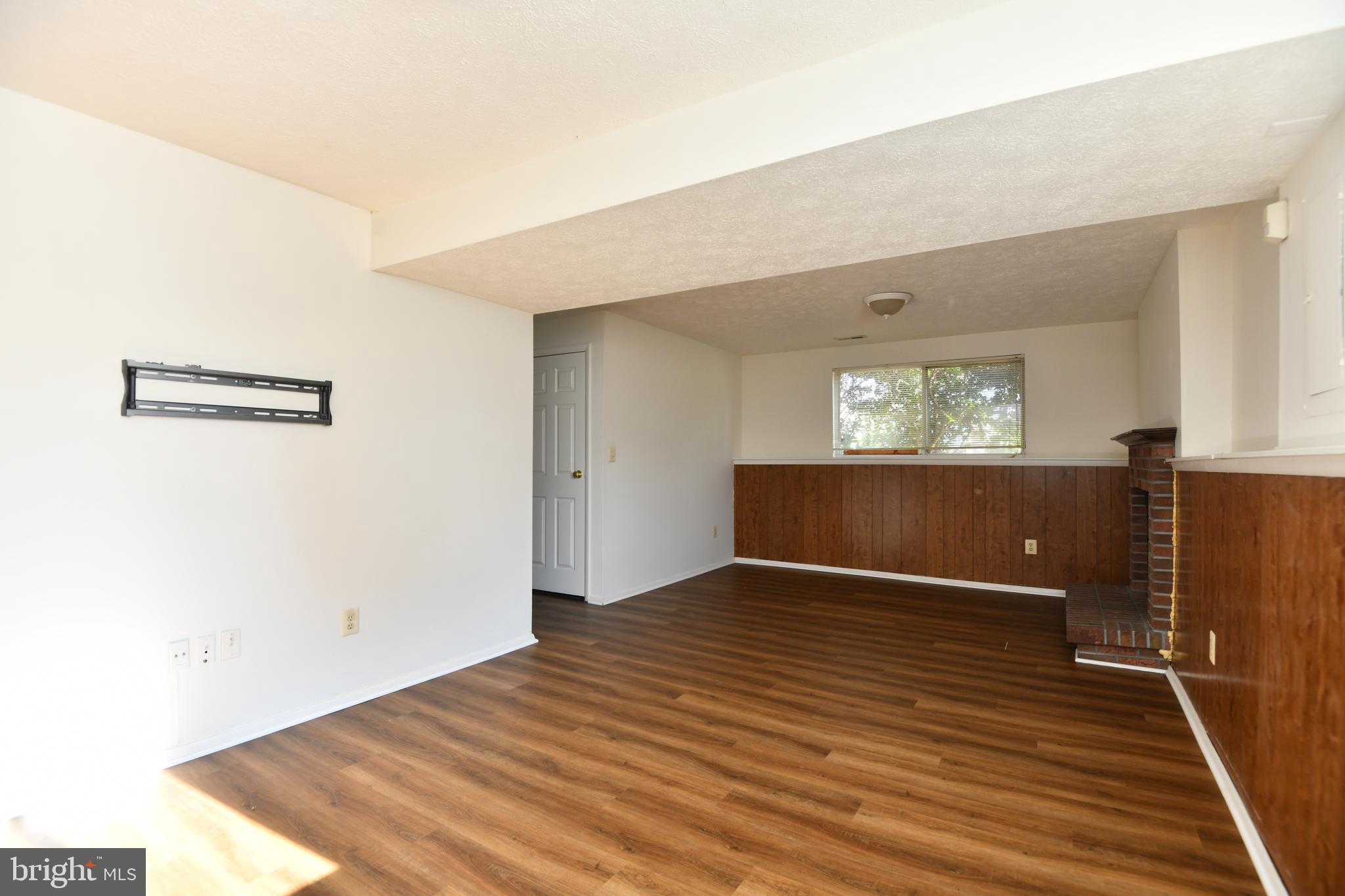 3863 BEECH DOWN DRIVE