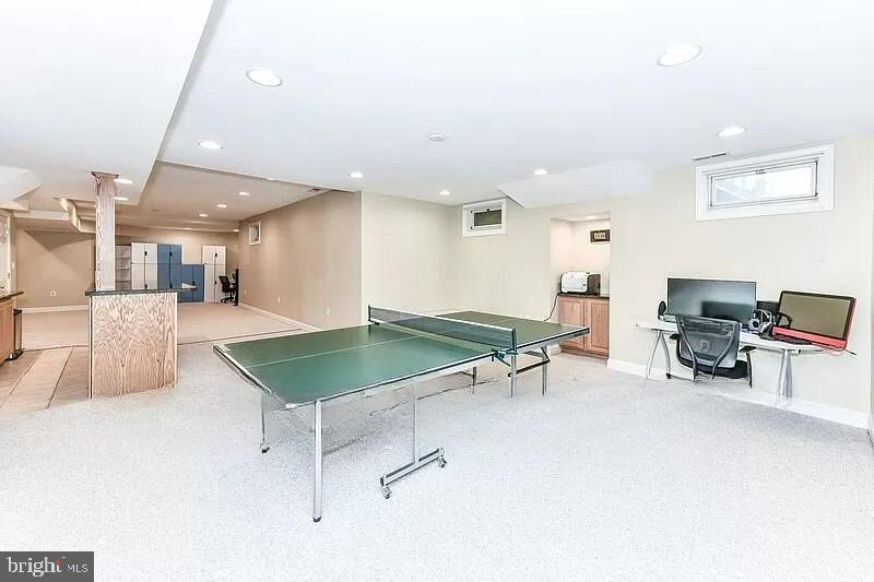 1088 SAFA ST