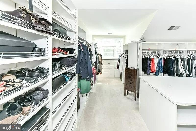1088 SAFA ST