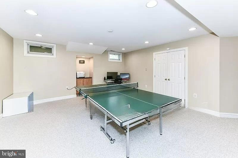 1088 SAFA ST