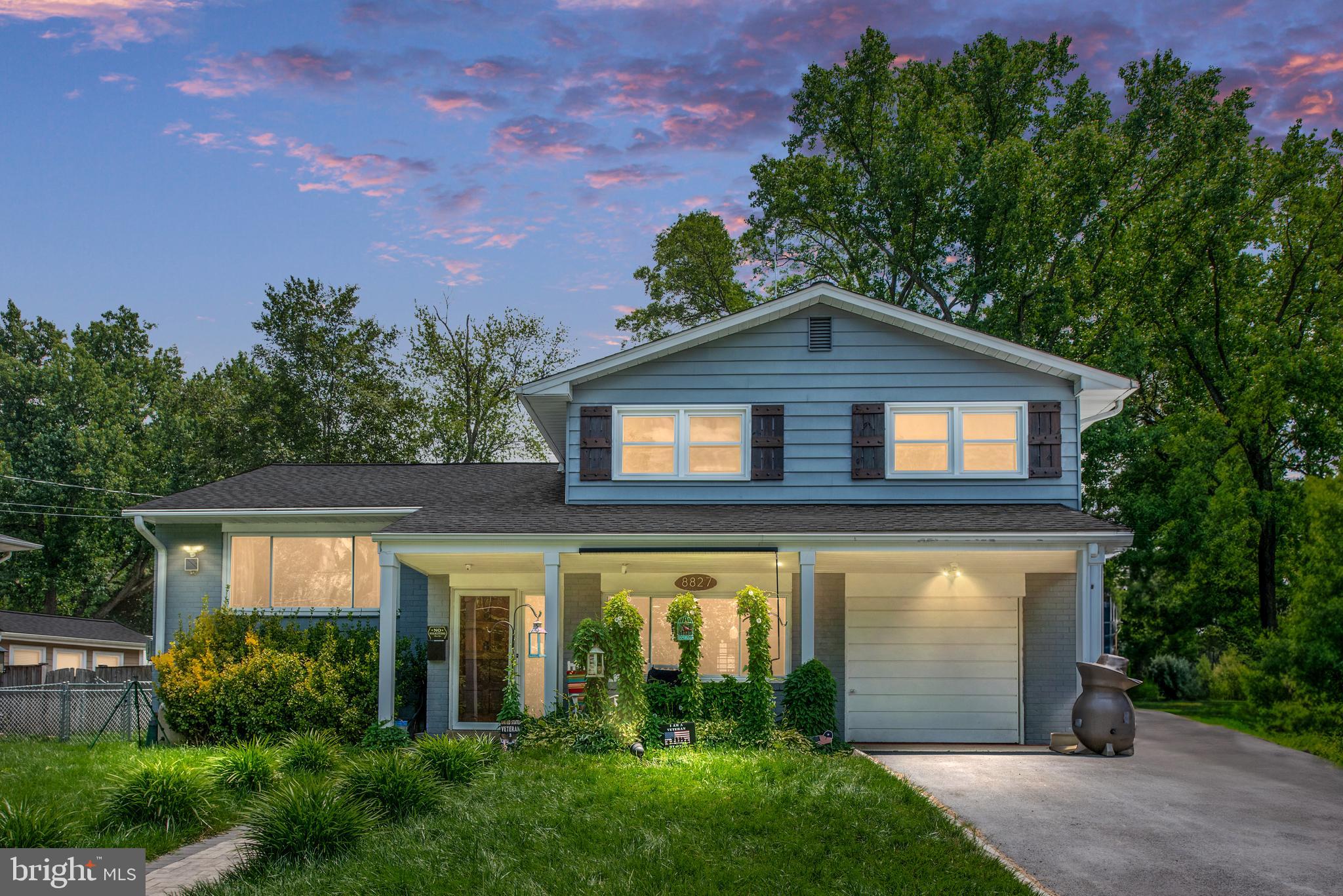 8827 Camfield Dr
