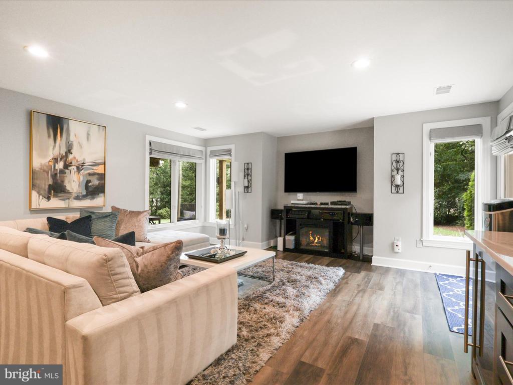 12024 WALNUT BRANCH ROAD