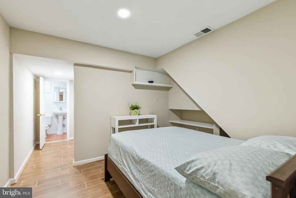 4914 King David Blvd