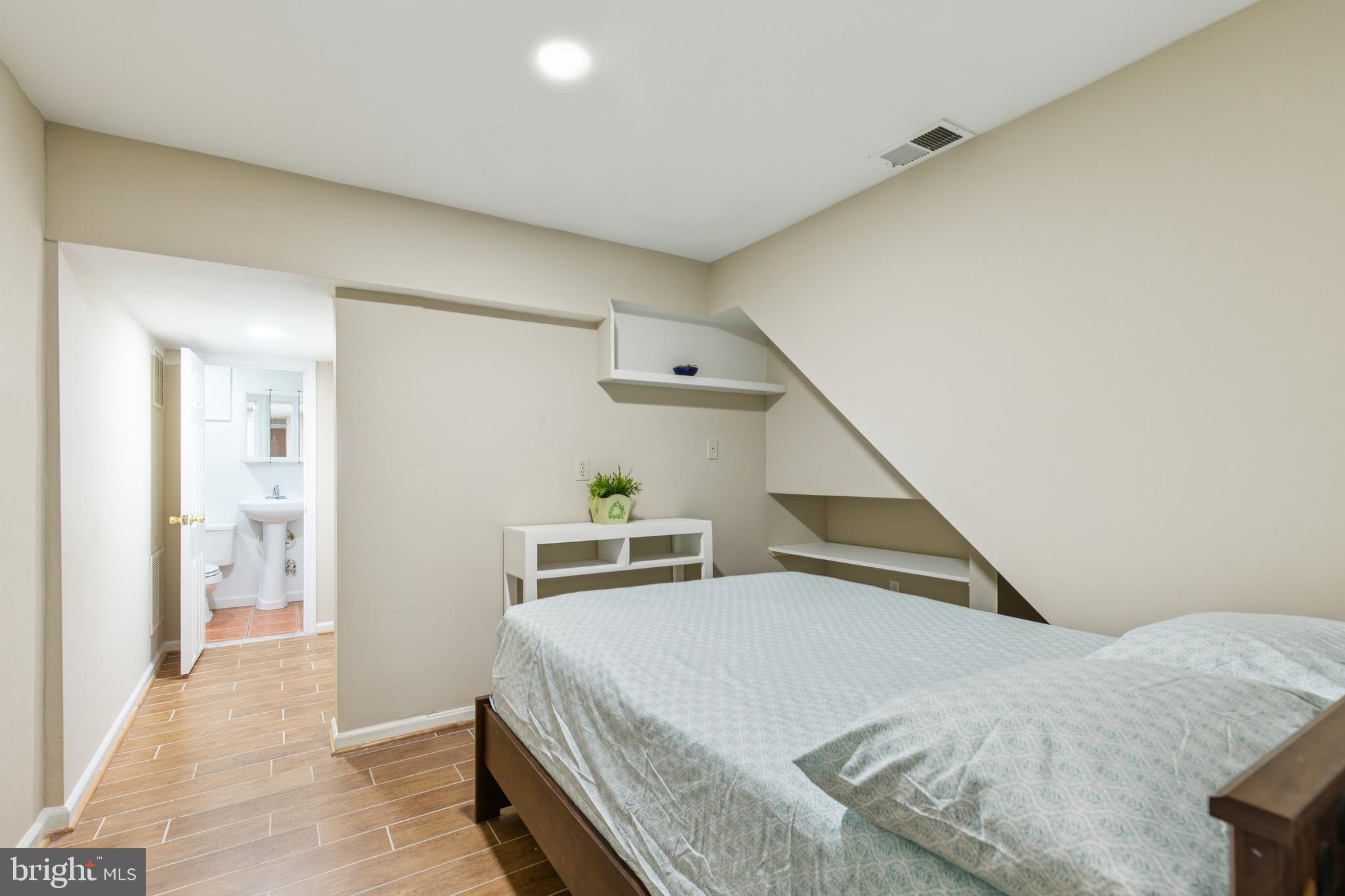 4914 King David Blvd