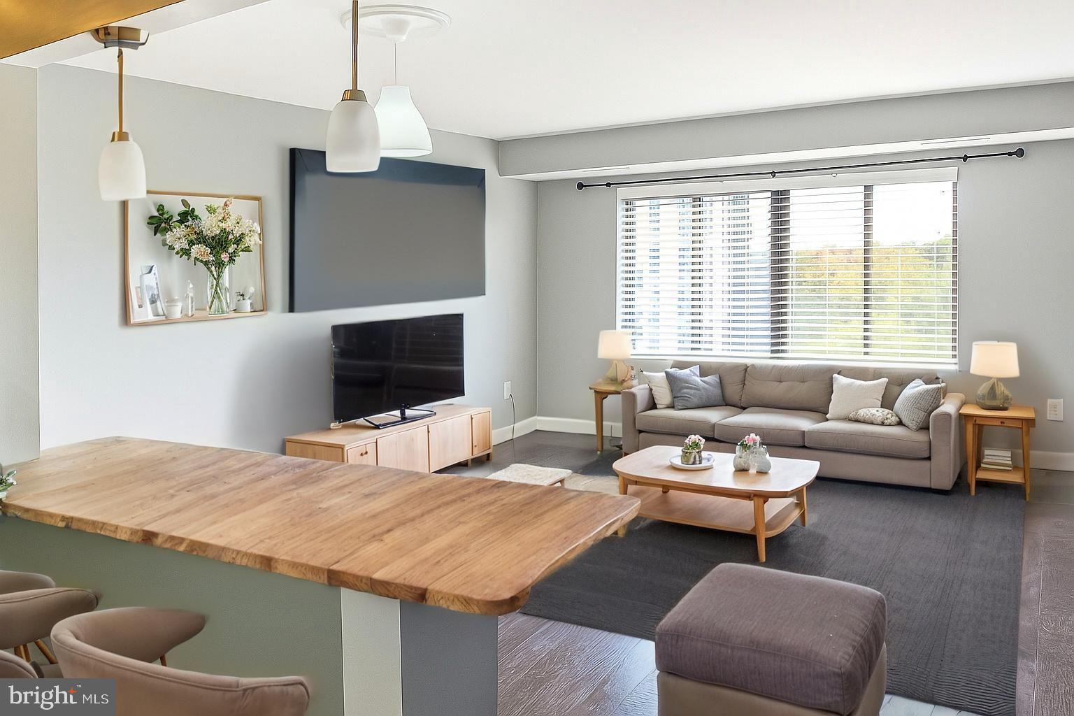 3101 S MANCHESTER ST #713